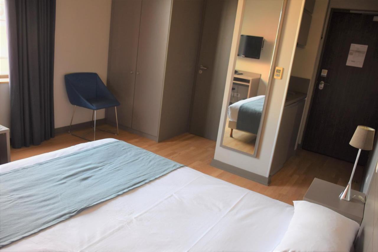 Aparthotel Adonis Lyon Dock Ouest Esterno foto